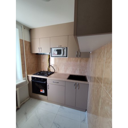 Небольшая кухня с фасадами из МДФ AGT A-150